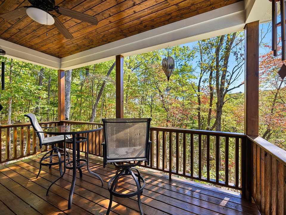 1st image of 195 Deep Woods Dr