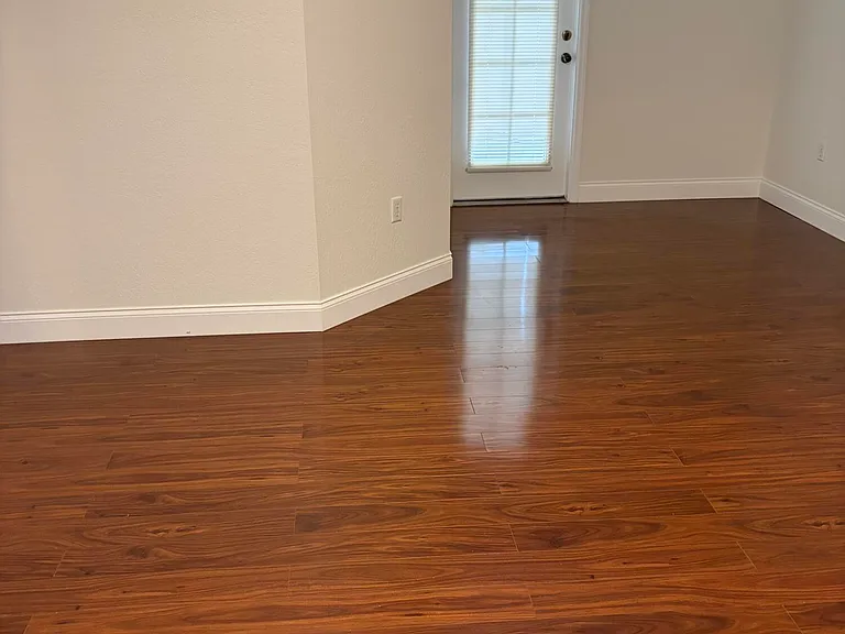 1110 Belmont Pl — Photo 11