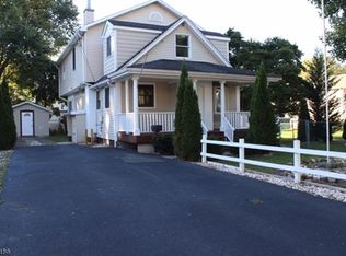 49 Warren Dr, Parsippany, NJ 07054