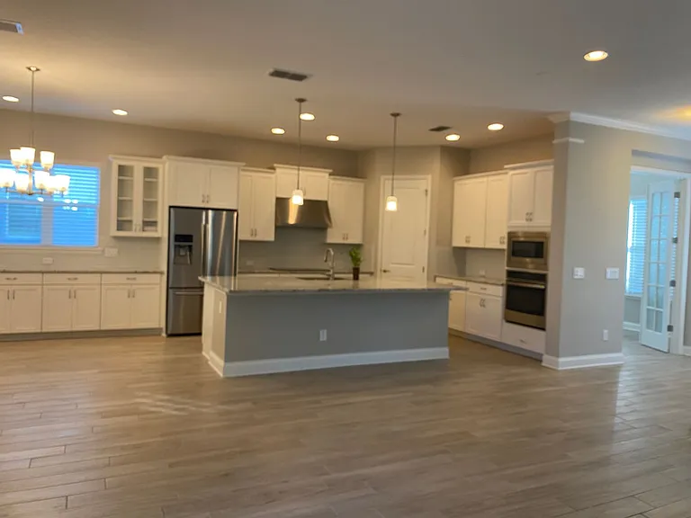 461 Oviedo Blvd — Photo 7