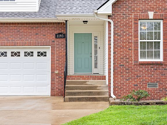 5th image of 1193 Country Fields Ln
