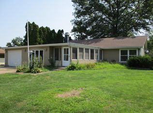 333 N Downey St, Walcott, IA 52773