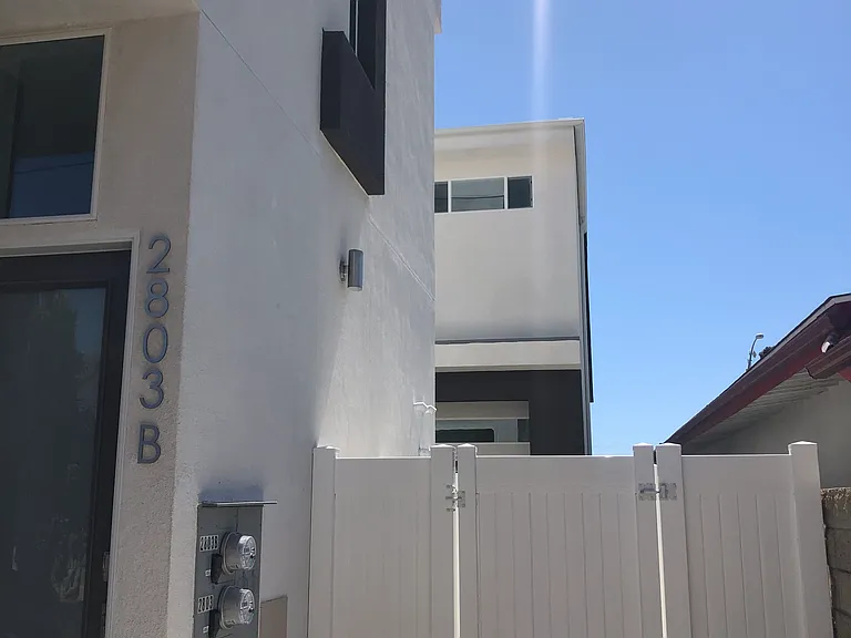 2803 S El Camino Real #B — Photo 2