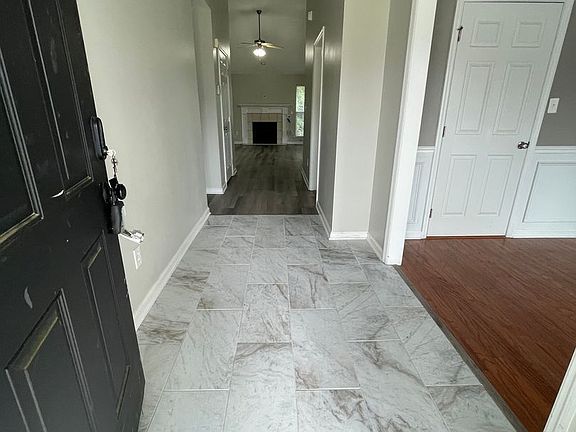 3rd image of 2068 Lake Forest Dr