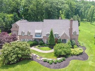 523 Salem Heights Dr, Gibsonia, PA