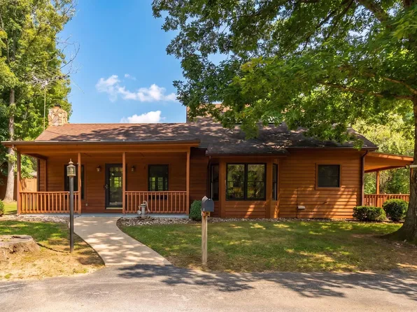 337 Horsehead Rd, Grottoes, VA 24441