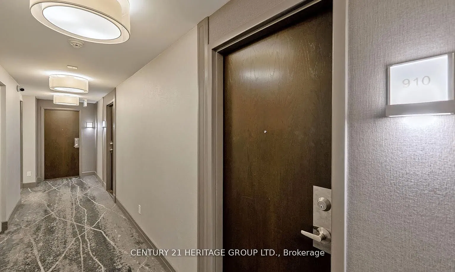 One Avondale Lofts — Photo 4