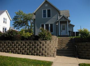 2617 Pershing Blvd, Clinton, IA 52732