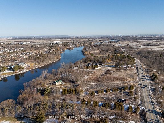 3rd image of 572 River Rd
