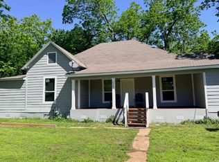 2328 W Sherman St, Paris, TX 75460