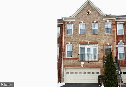 1st image of 22098 Avonworth Sq