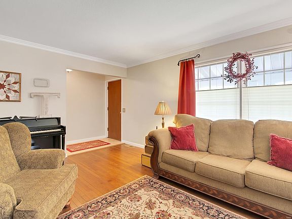 4th image of 3948 Windemer Dr