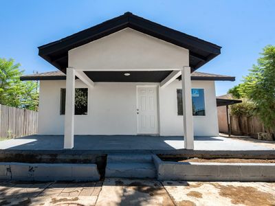 3614 L St, Bakersfield, CA, 93301