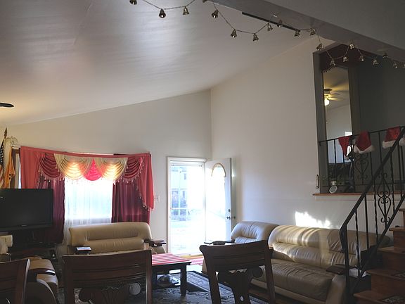 5th image of 737 N Eastland St