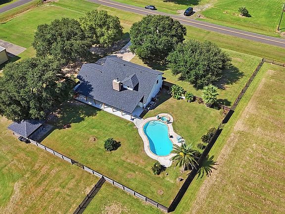 2nd image of 3814 Poskey Rd