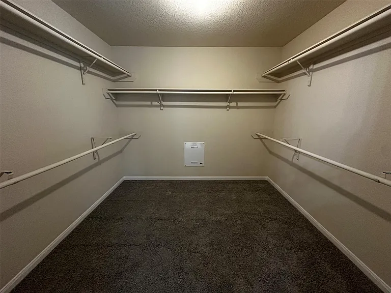 4919 Kasos Isle Dr — Photo 17