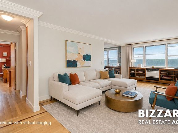3rd image of 5900 Arlington Ave #18HJ