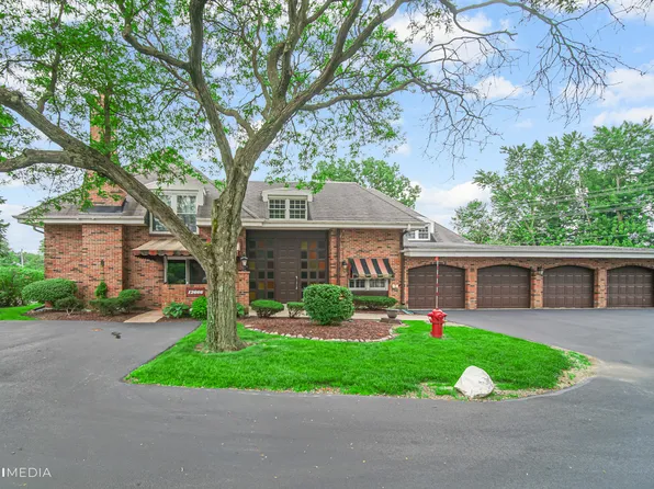 12666 S London Ln APT 1, Palos Heights, IL 60463