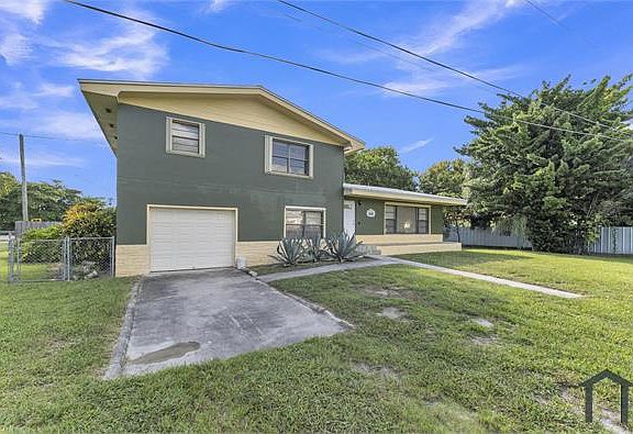3rd image of 11141 NW 22nd Ct
