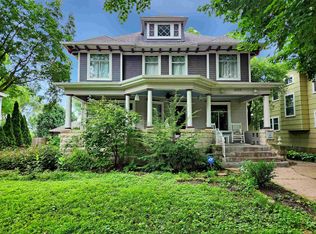 1110 Langworthy St, Dubuque, IA