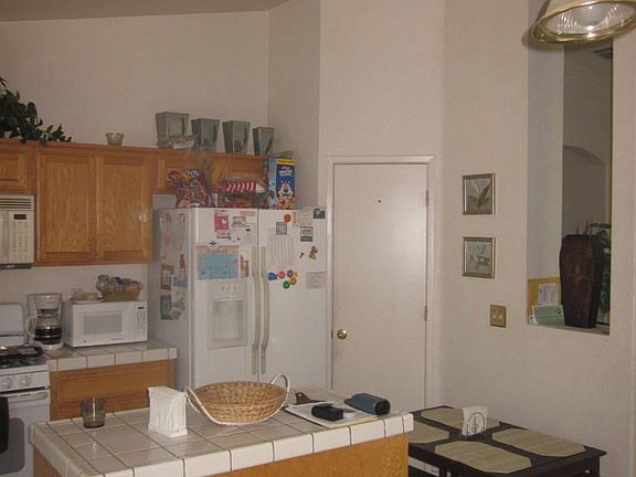 2nd image of 4933 Bernal Dr