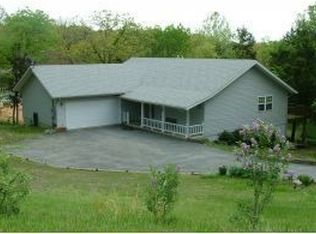 222 Crystal Beach Cir, Shell Knob, MO 65747