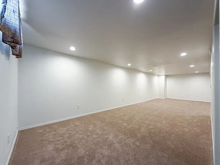 6119 N Braeburn Dr — Photo 26