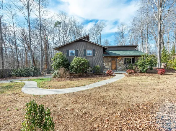 287 Liberty Rd, Candler, NC 28715