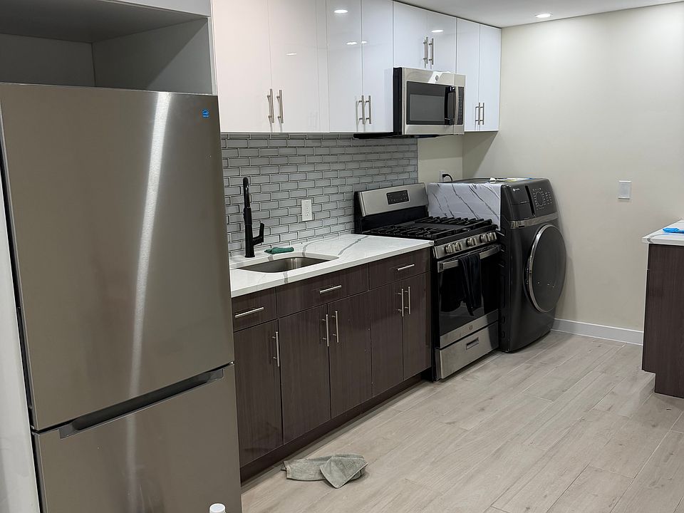 1st image of 462 Linwood St #1B