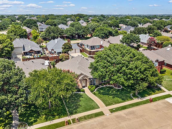 3rd image of 3129 Glory Ln