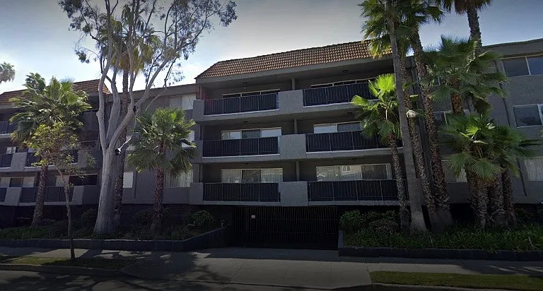 California Euclid Apartments — Photo 3
