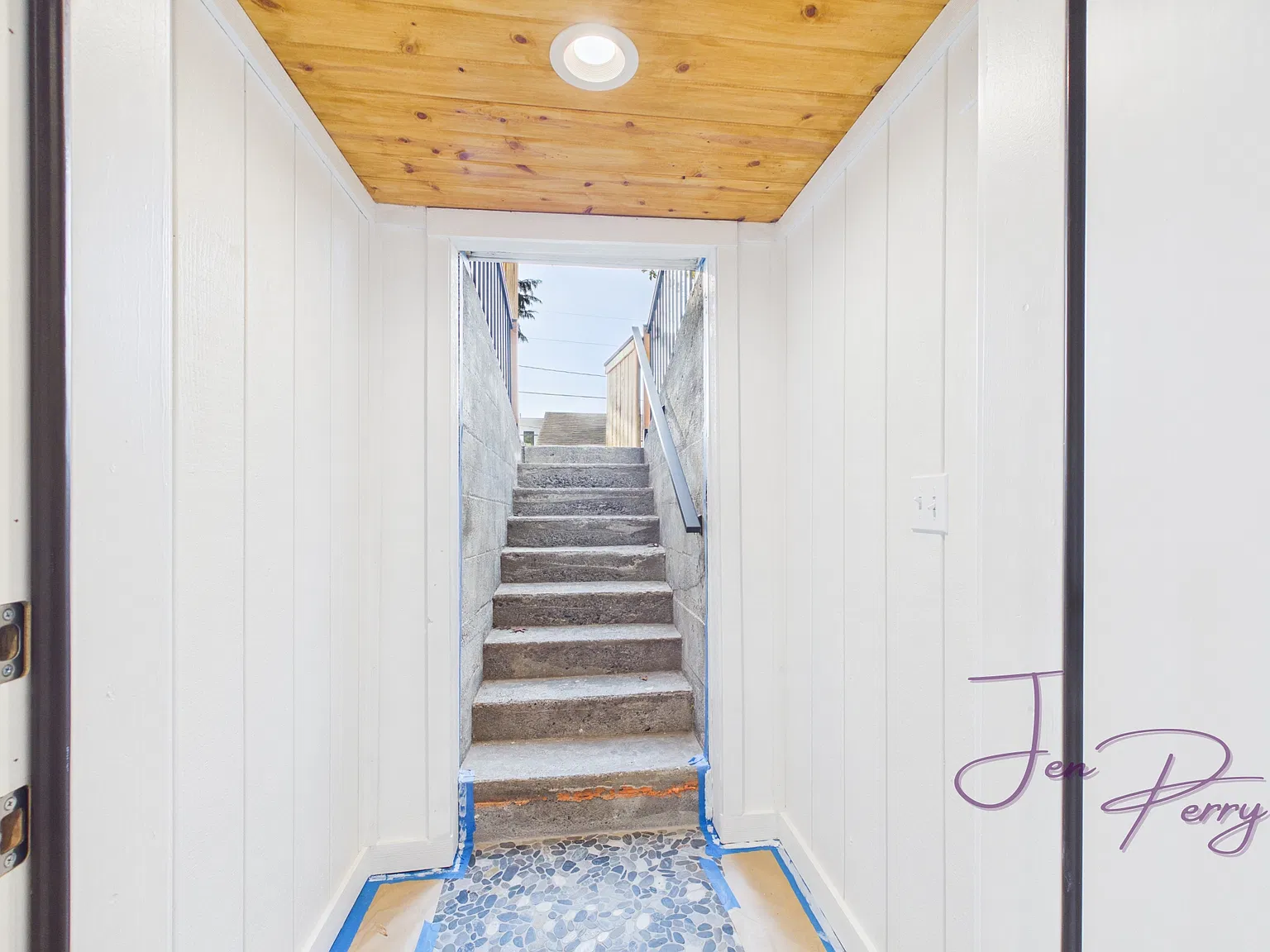 1 bed, 972 sqft, $1,800 — Photo 3