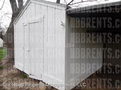2nd image of 2205 Brentwood St