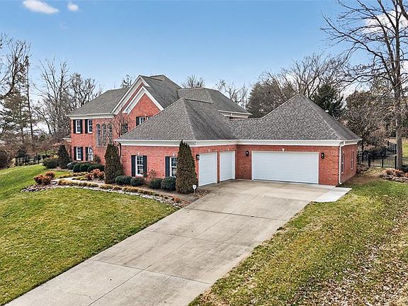 3rd image of 2129 Wood Hollow Ct