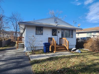 81 Homeside Avenue, West Haven, CT, 06516