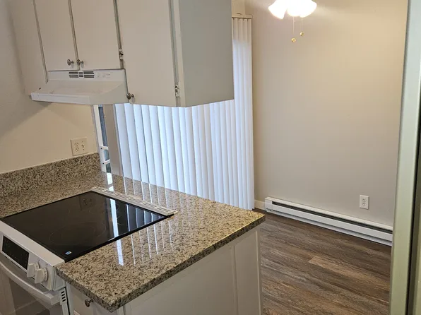 Country Lane Apartments, 7012-7040 SE 92nd Ave #F49ec55a2, Portland, OR 97266