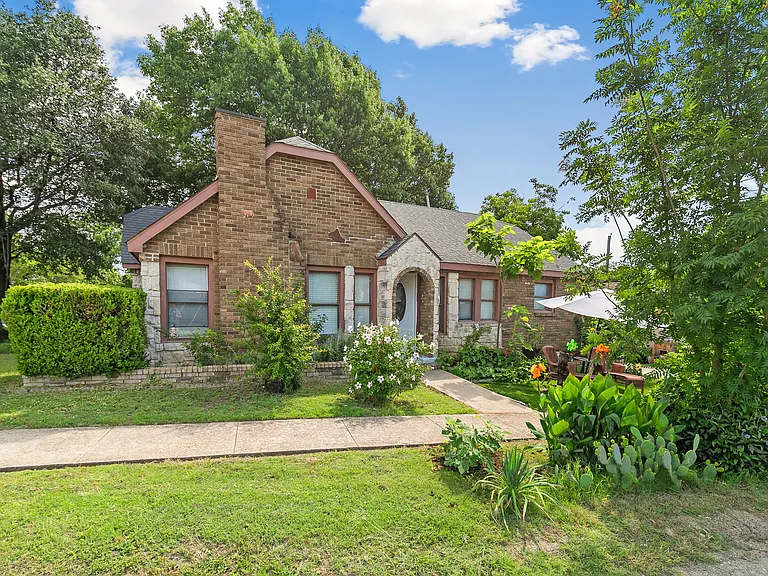 3422 W Jefferson Blvd — Photo 6