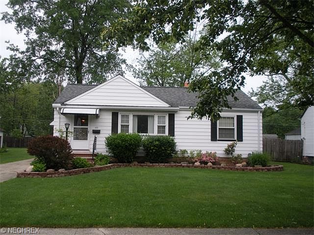 1st image of 5222 Chestnut Hill Dr