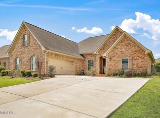 513 Asbury Lane Dr, Pearl, MS 39208