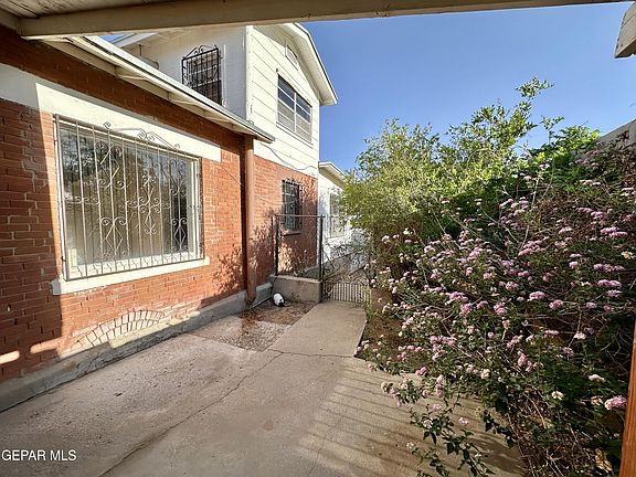 3rd image of 2406 San Jose Ave