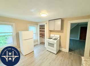 1720A N Astor St, Milwaukee, WI 53202