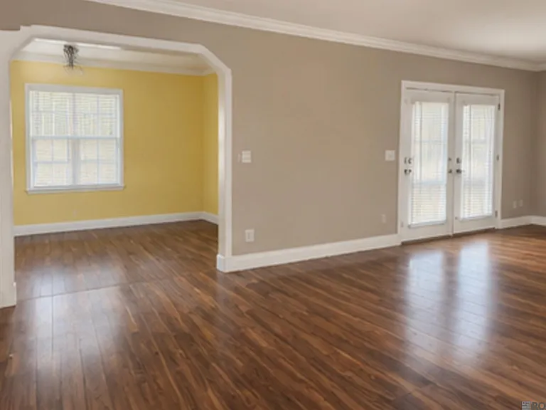 111 West Dr — Photo 4