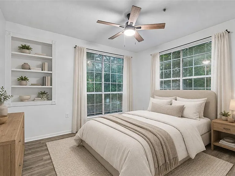 5211 Bay Club Cir — Photo 5