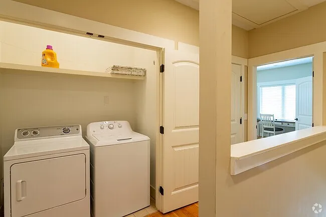 1339 Hancock Ct — Photo 10