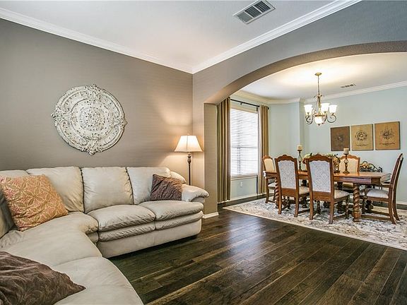 3rd image of 5413 Mountain Valley Dr