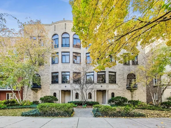 2221 W Farwell Ave #2, Chicago, IL 60645