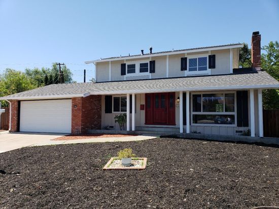 1375 Lichen Ct, Concord, CA 94521