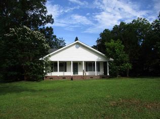 144 Peden Gaston Dr, Woodruff, SC 29388