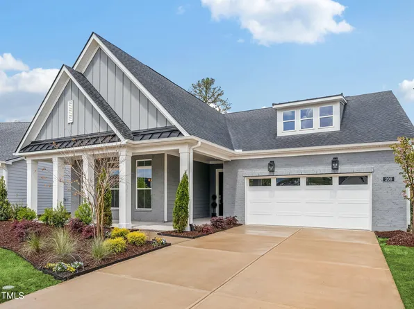 208 Regency Ridge Dr, Holly Springs, NC 27540