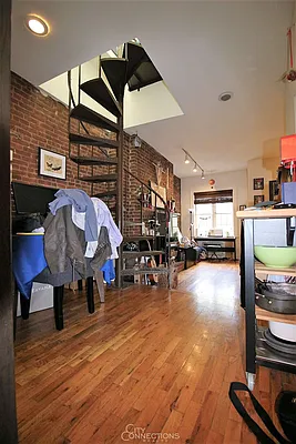 Rented by City Connections Realty | media 13